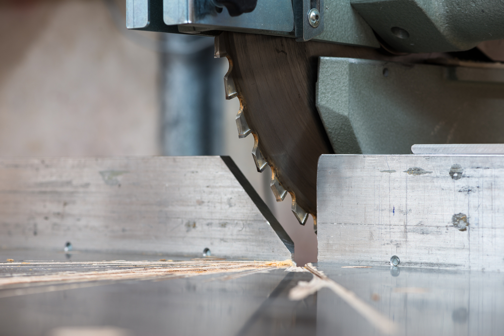 Understanding The Different Types Of Band Saw Blades understanding-the-different-types-of-band-saw-blades